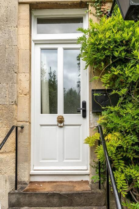 Look No Further The Stable Block In Beautiful Beaufort House 2 Bedrooms Bath Exterior photo