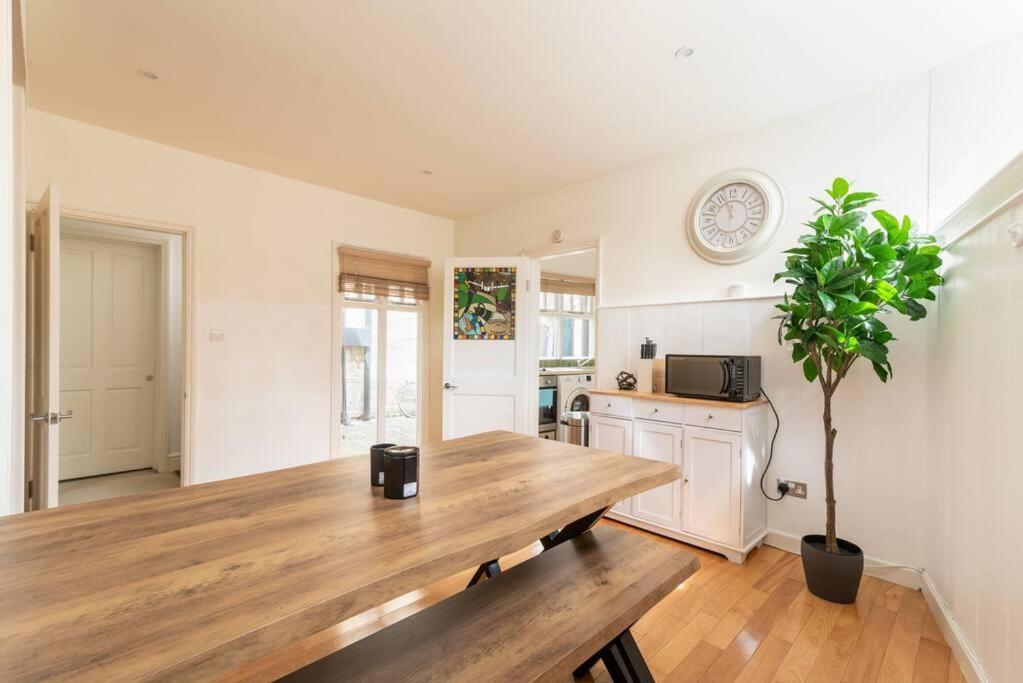 Look No Further The Stable Block In Beautiful Beaufort House 2 Bedrooms Bath Exterior photo